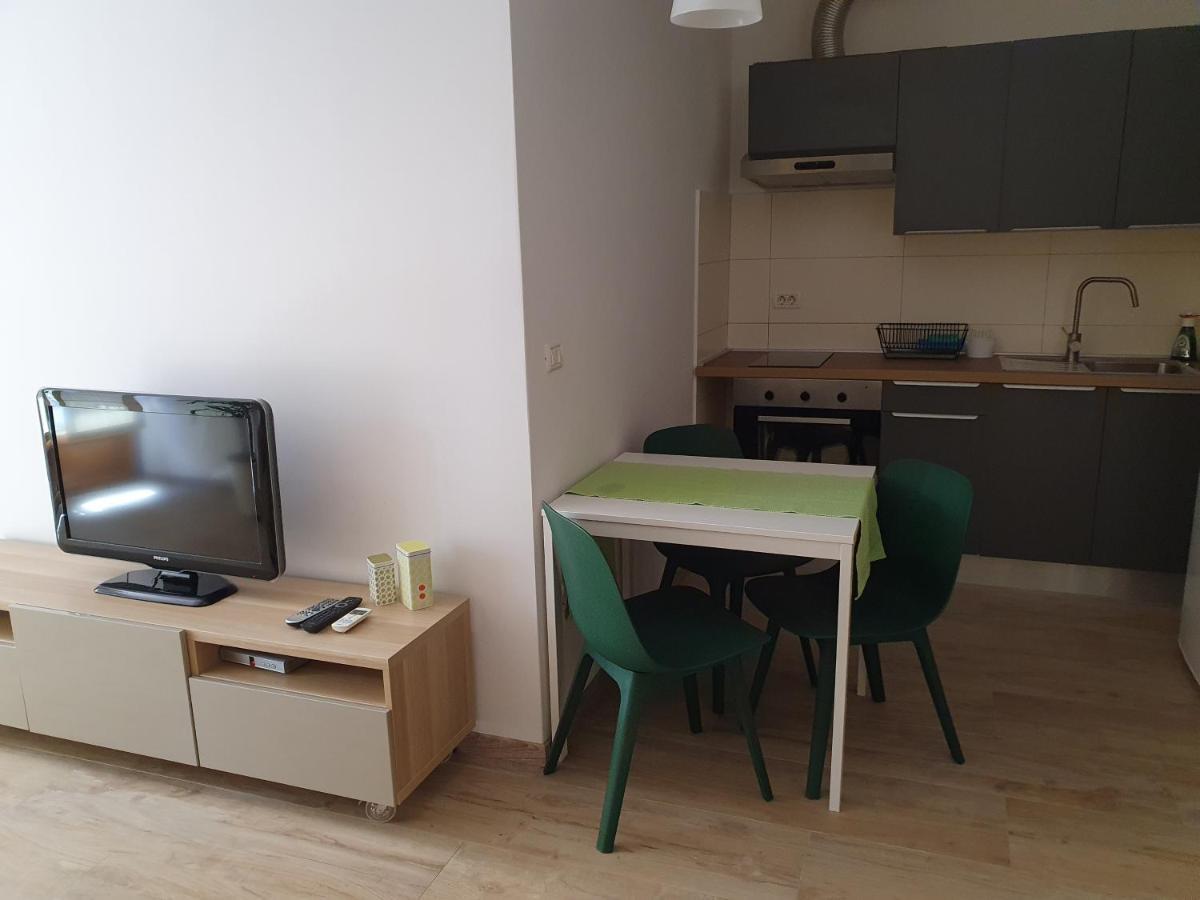 Apartment Sincic Novigrad  Екстер'єр фото