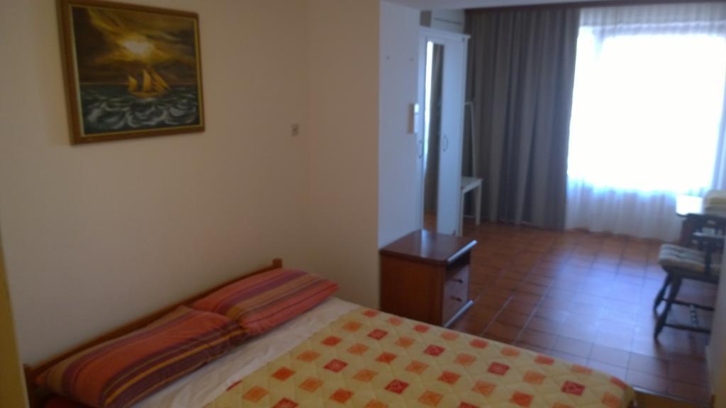 Apartment Sincic Novigrad  Номер фото